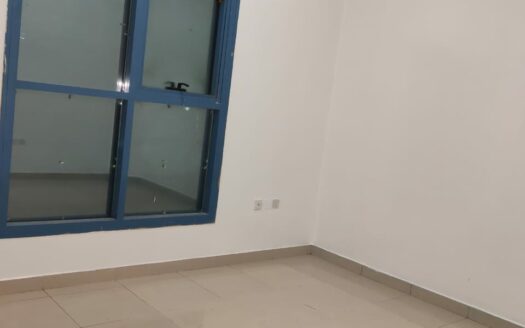 شقه غرفه وصاله للبيع باابراج الخور